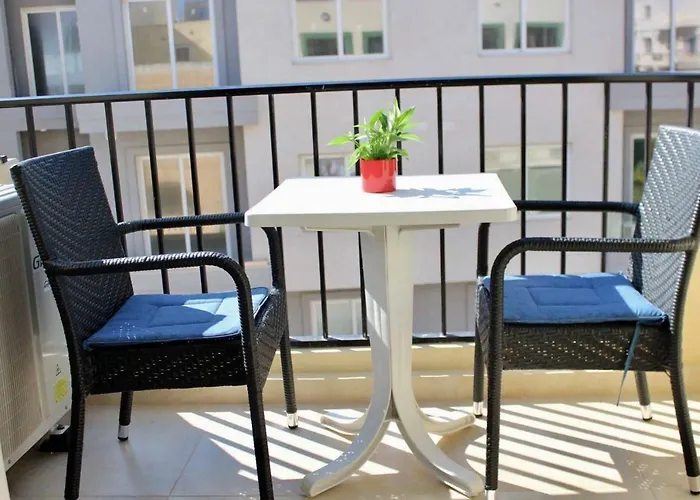 Sunny Modern Apartments